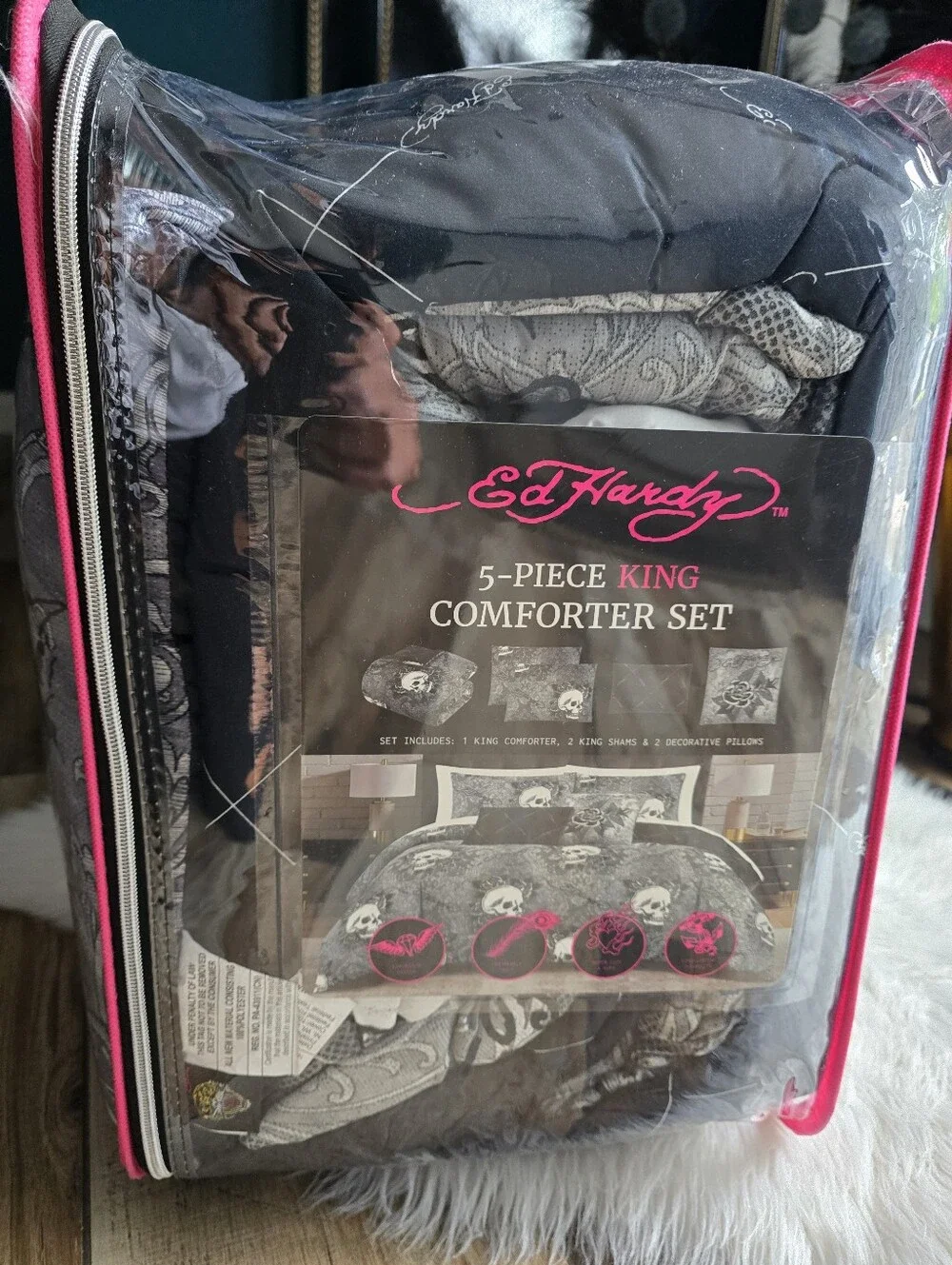 Ed Hardy 5 piece Kind Comforter set new